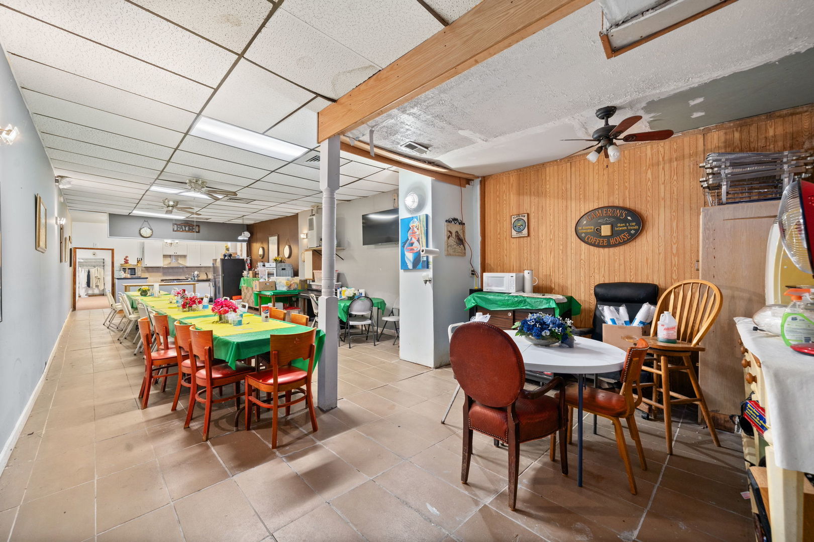 632 N Albany Avenue Property Photo 17