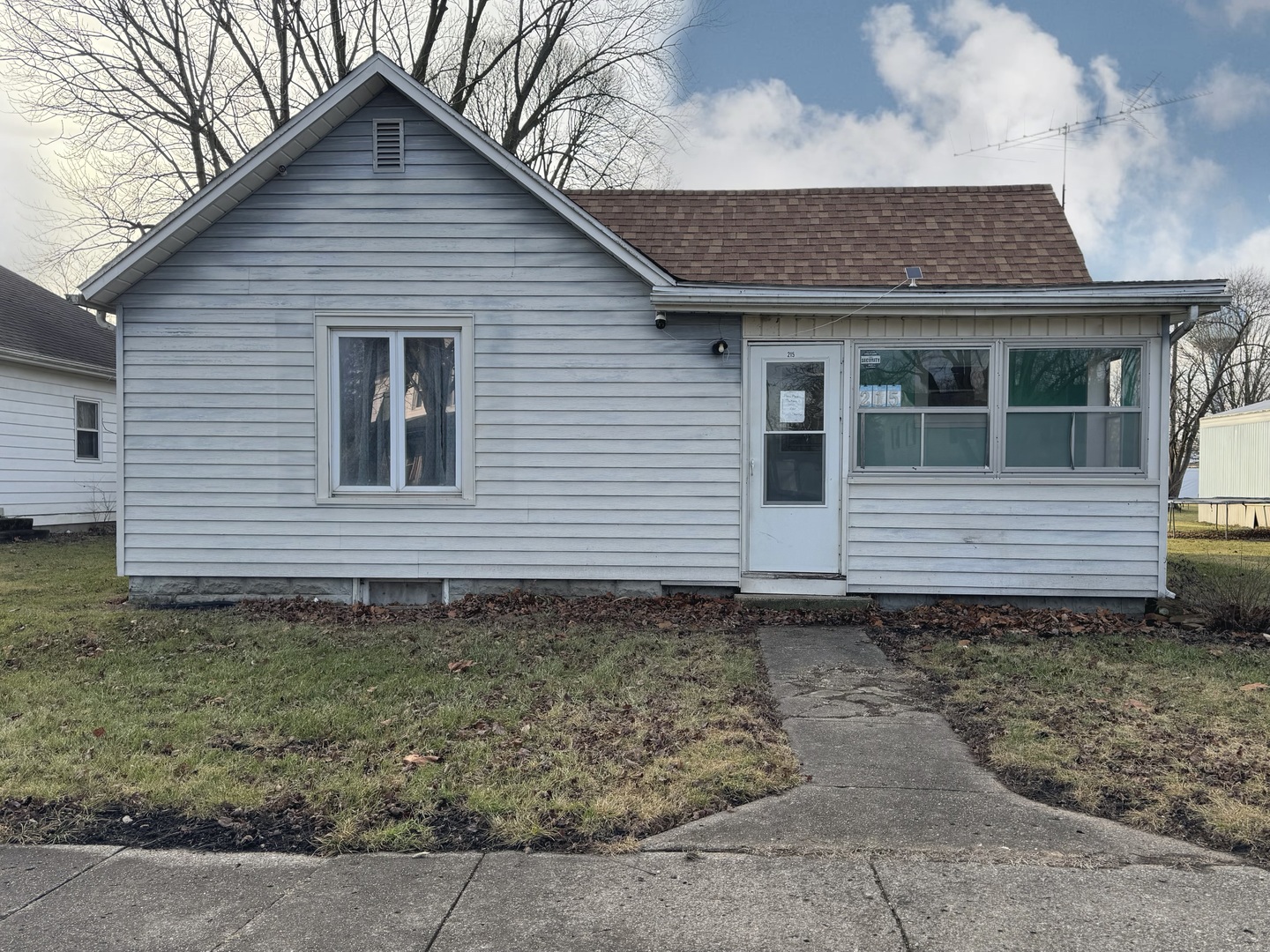 215 S Jackson Street Property Photo