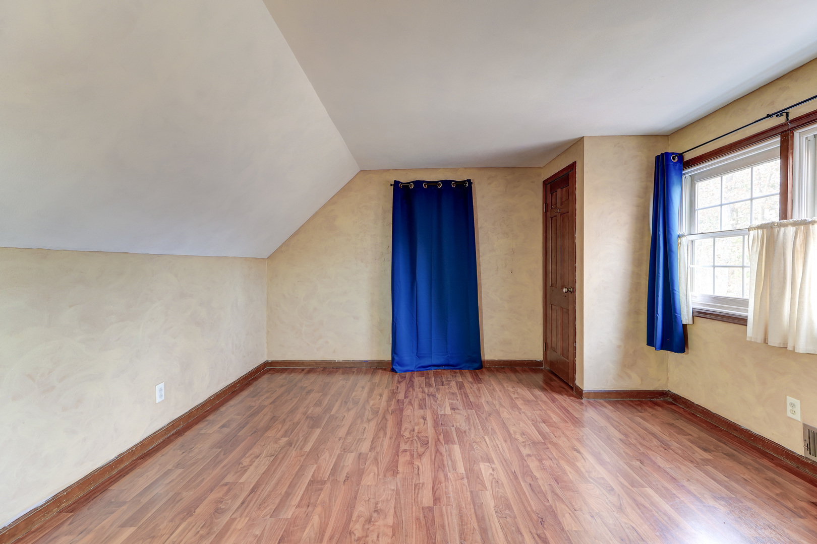 17421 Timber Drive Property Photo 31