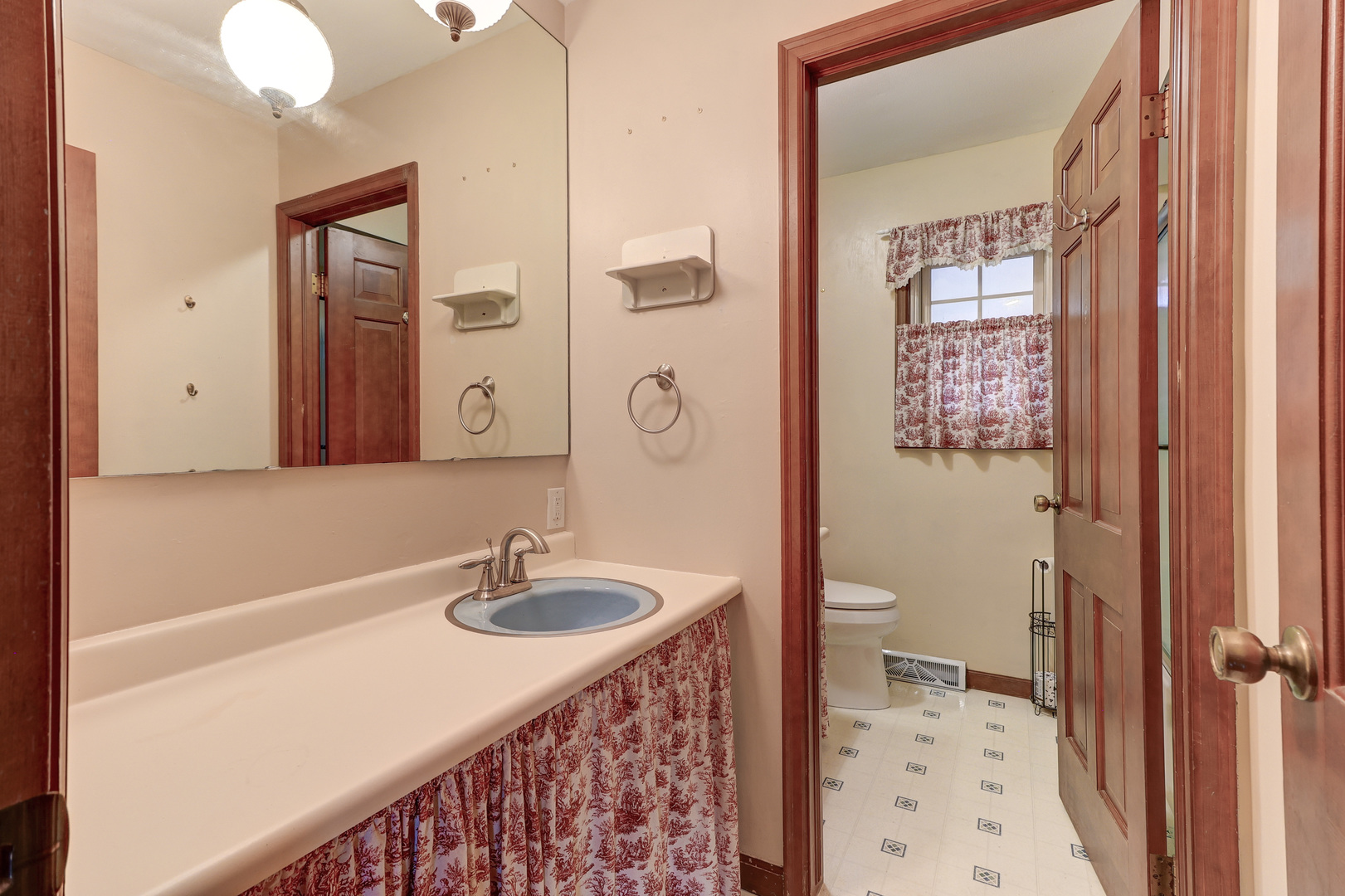 17421 Timber Drive Property Photo 33