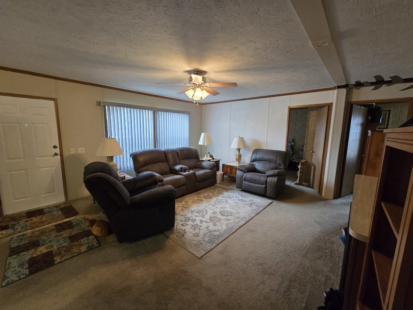 5607 Lidden Lane Property Photo 7