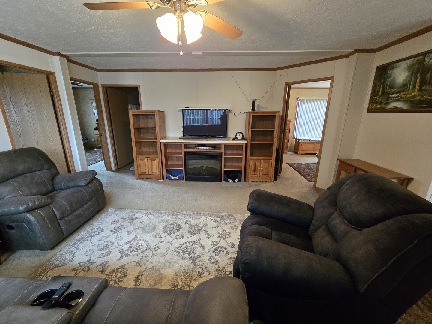 5607 Lidden Lane Property Photo 8