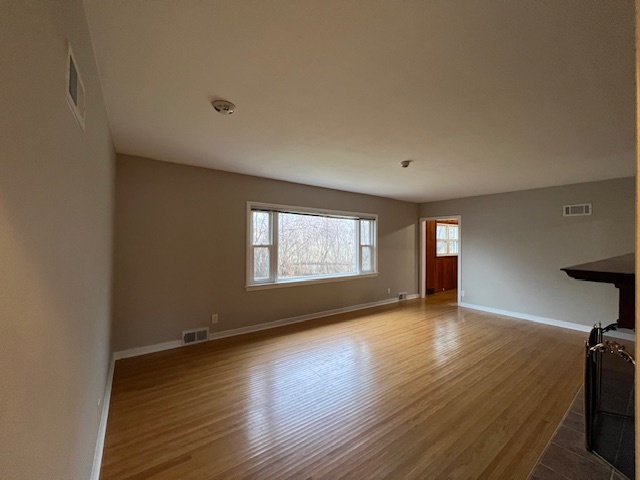 704 E 9th Street Property Photo 14