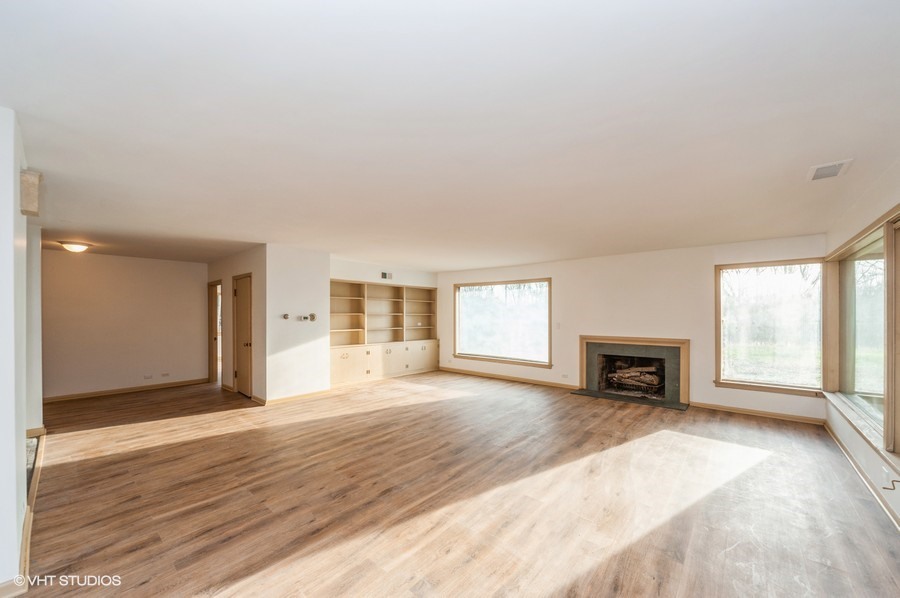 2000 Half Day Road Property Photo