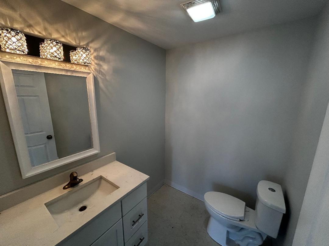 1209 S 5th Ave Property Photo 9