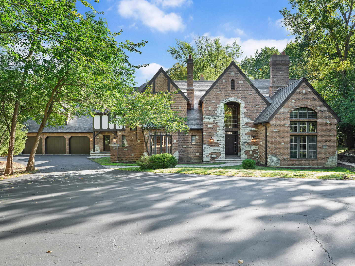 Fullersburg Woods Real Estate Listings Main Image