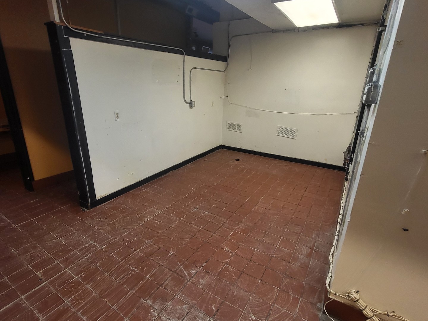 5431 S Wabash Avenue Property Photo 15