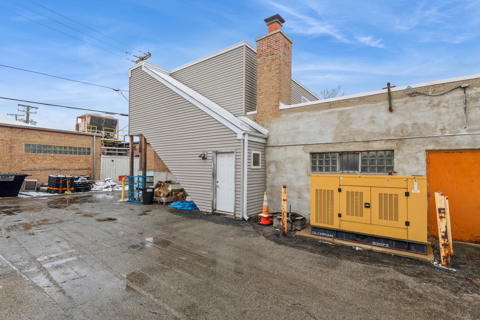 7004 W Cullom Ave Property Photo 4