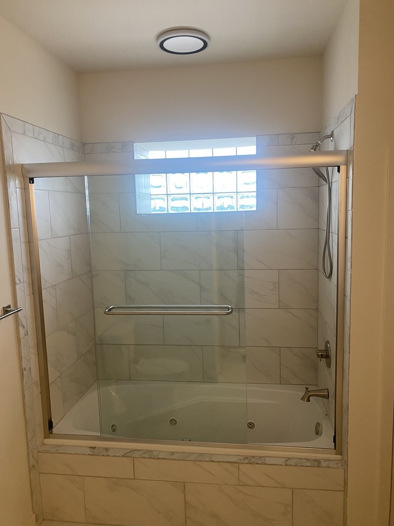 212 N Center Street 701 Property Photo 10