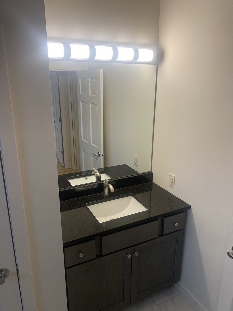 212 N Center Street 701 Property Photo 11