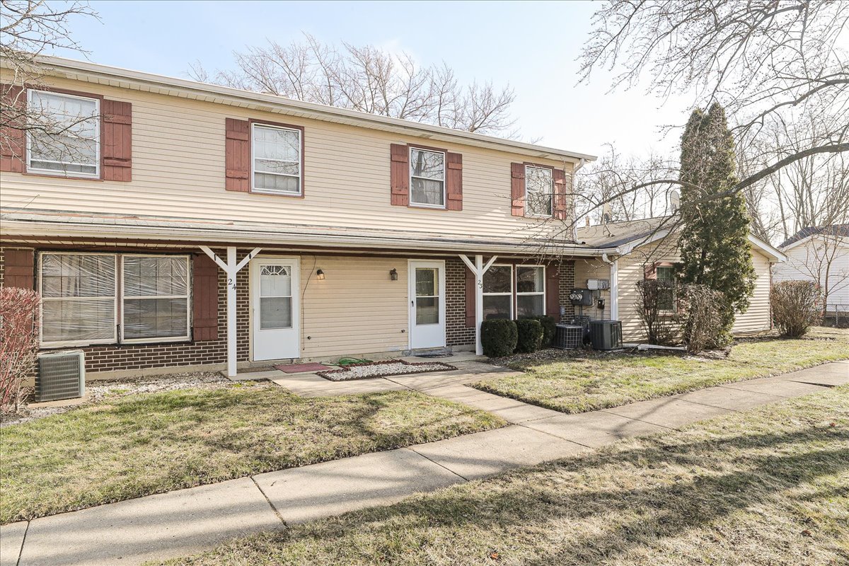 23 Wildwood Lane G Property Photo 2