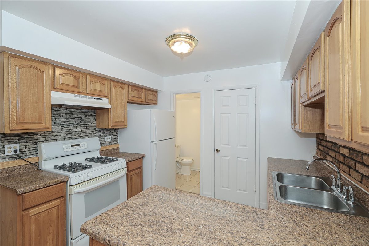 23 Wildwood Lane G Property Photo 9
