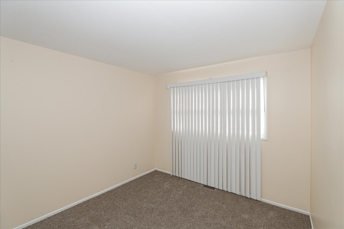23 Wildwood Lane G Property Photo 13