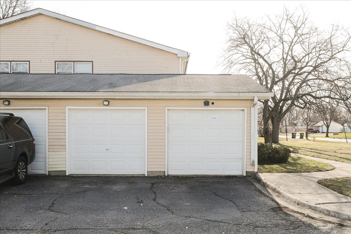 23 Wildwood Lane G Property Photo 22