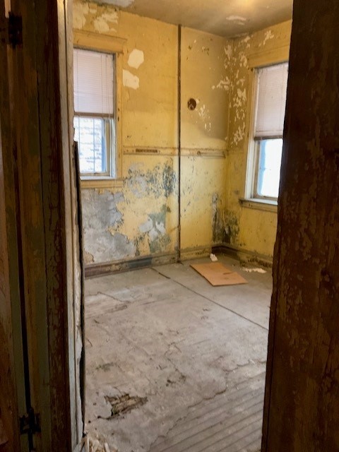 5716 S Indiana Avenue Property Photo 8