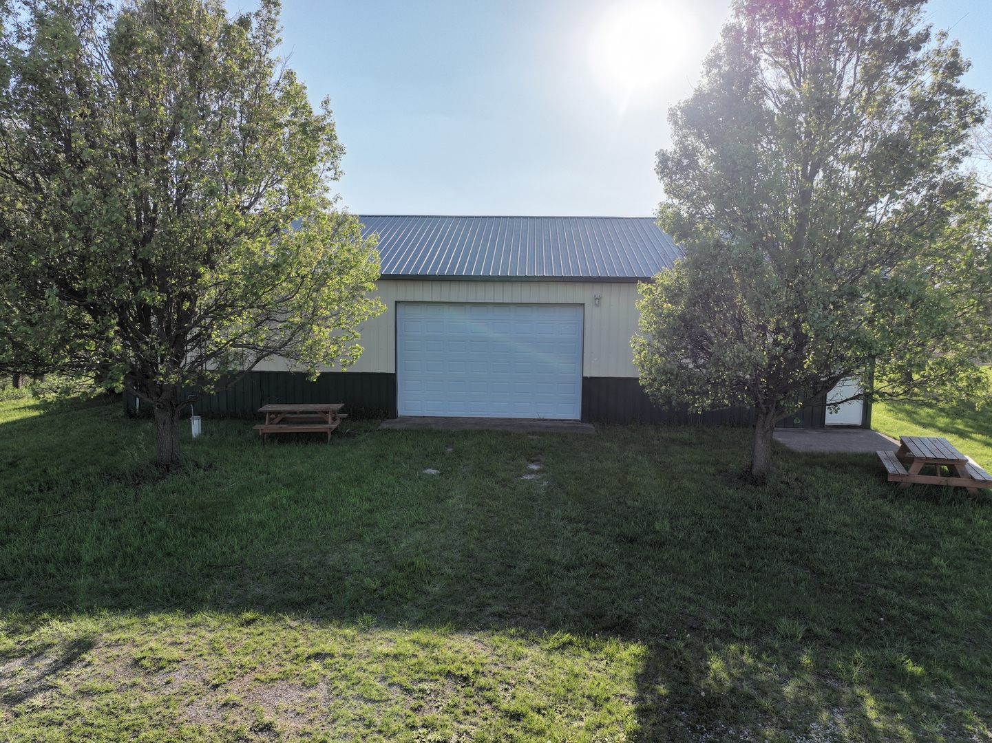 990 E 2800 North Road Property Photo 11