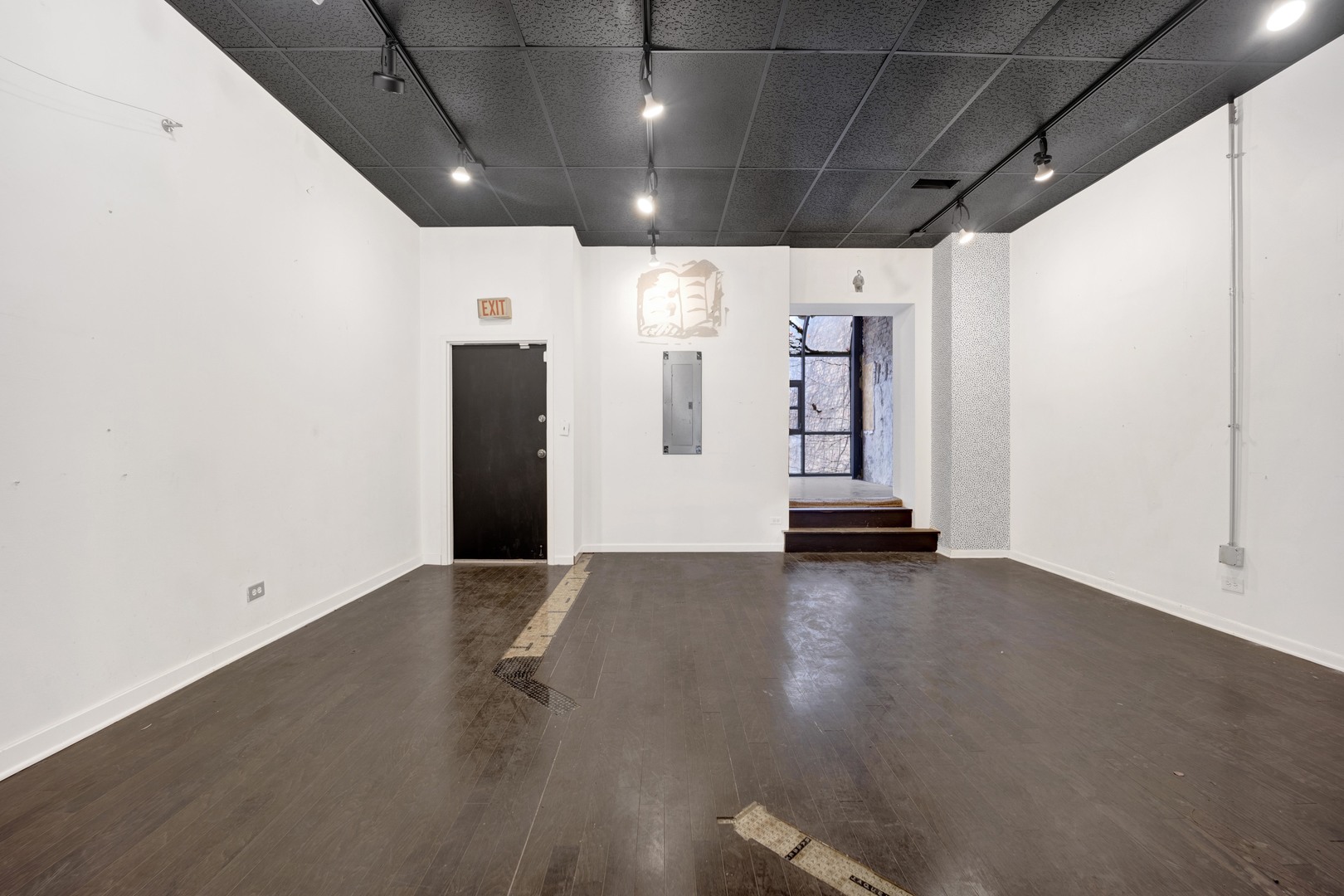 515 N Halsted St Property Photo 3