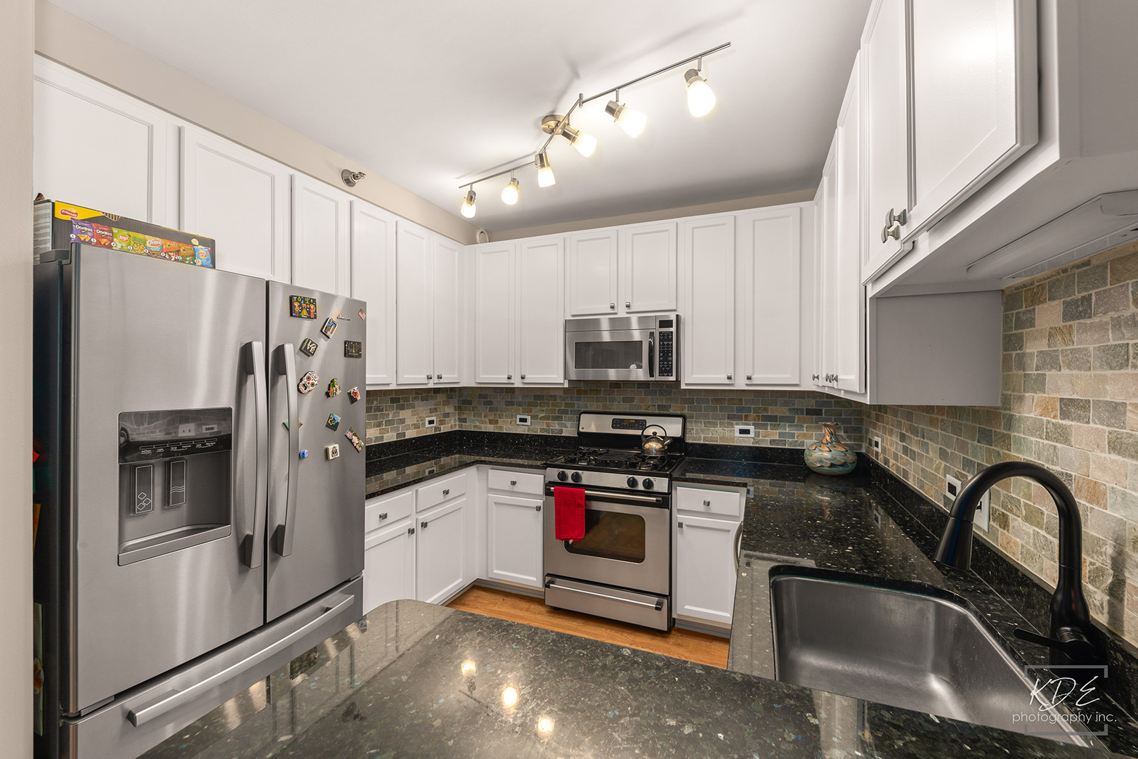 1111 S Wabash Avenue 808 Property Photo 8