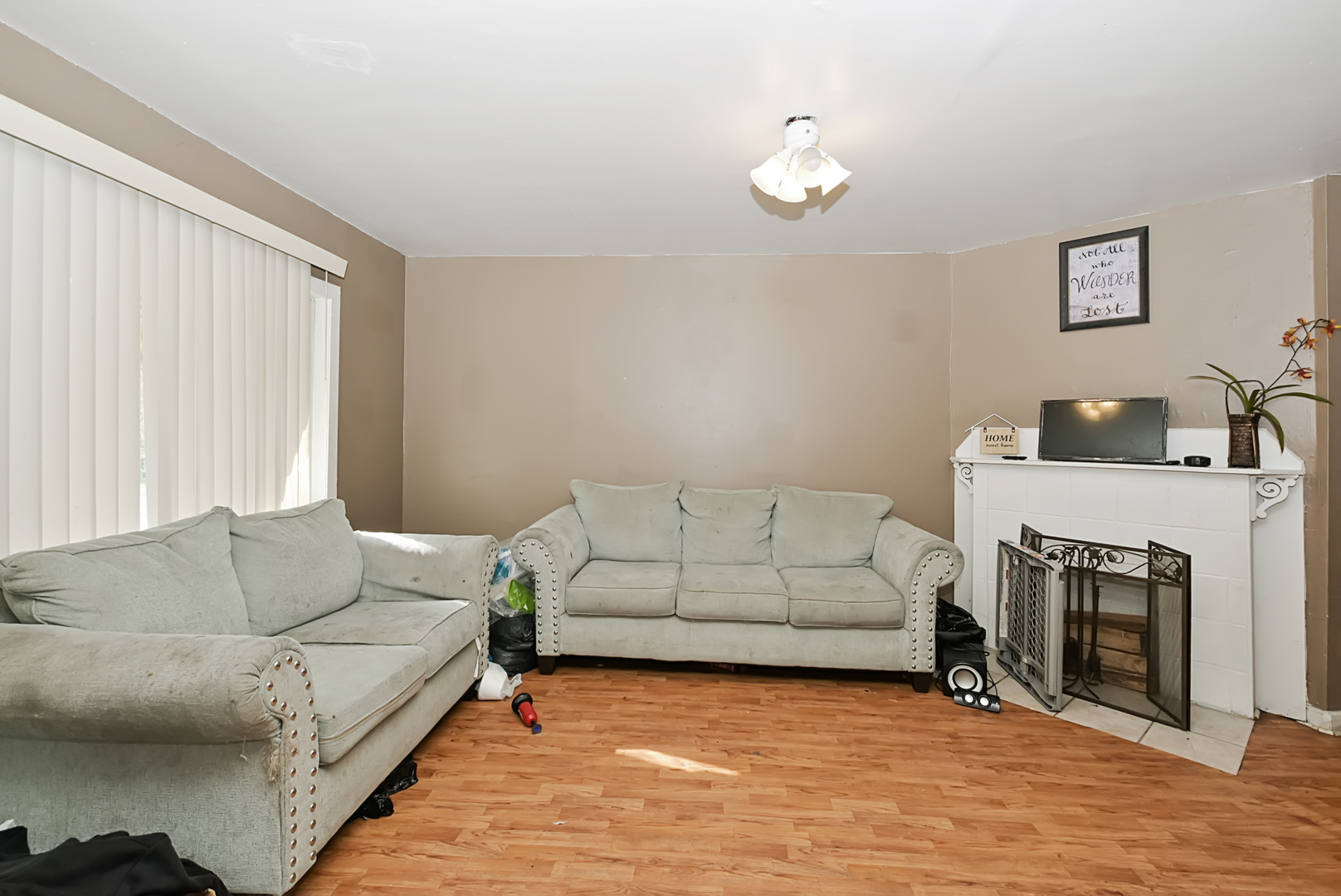 6706 S Parnell Avenue Property Photo 2