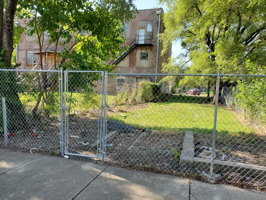 2939 W Flournoy St Property Photo 1