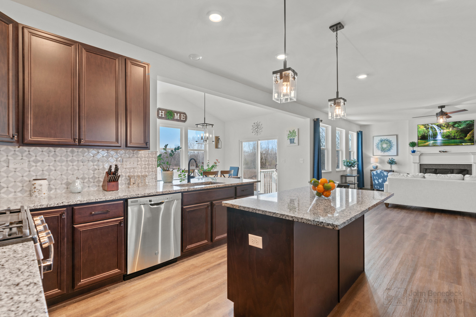 32038 Savannah Drive Property Photo 4