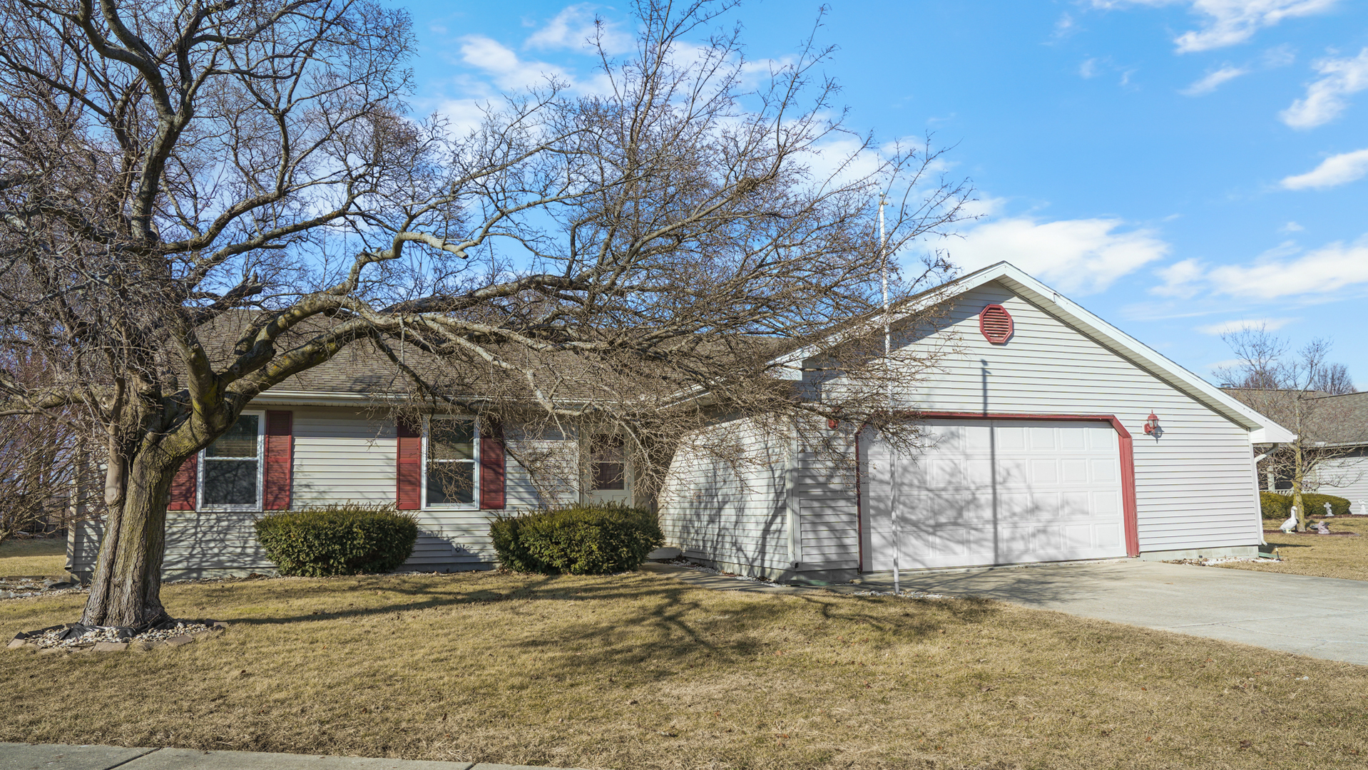 821 Park Drive Property Photo