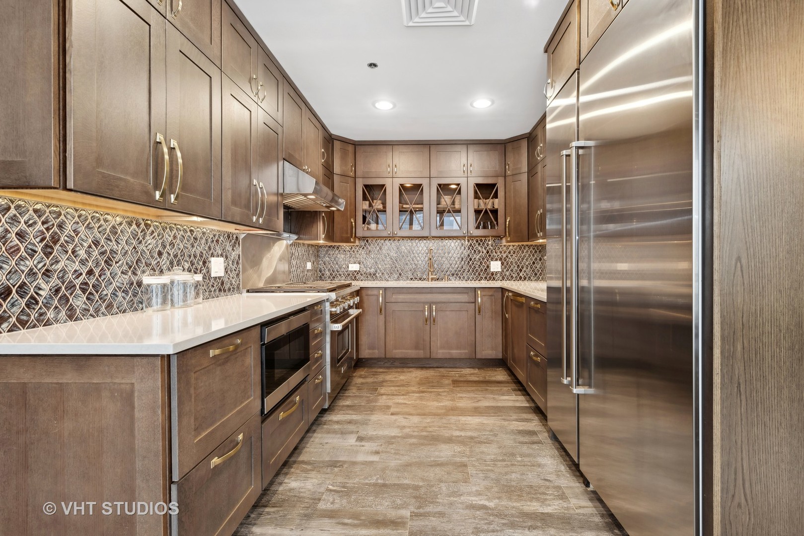 55 E Erie Street 1804 Property Photo 6