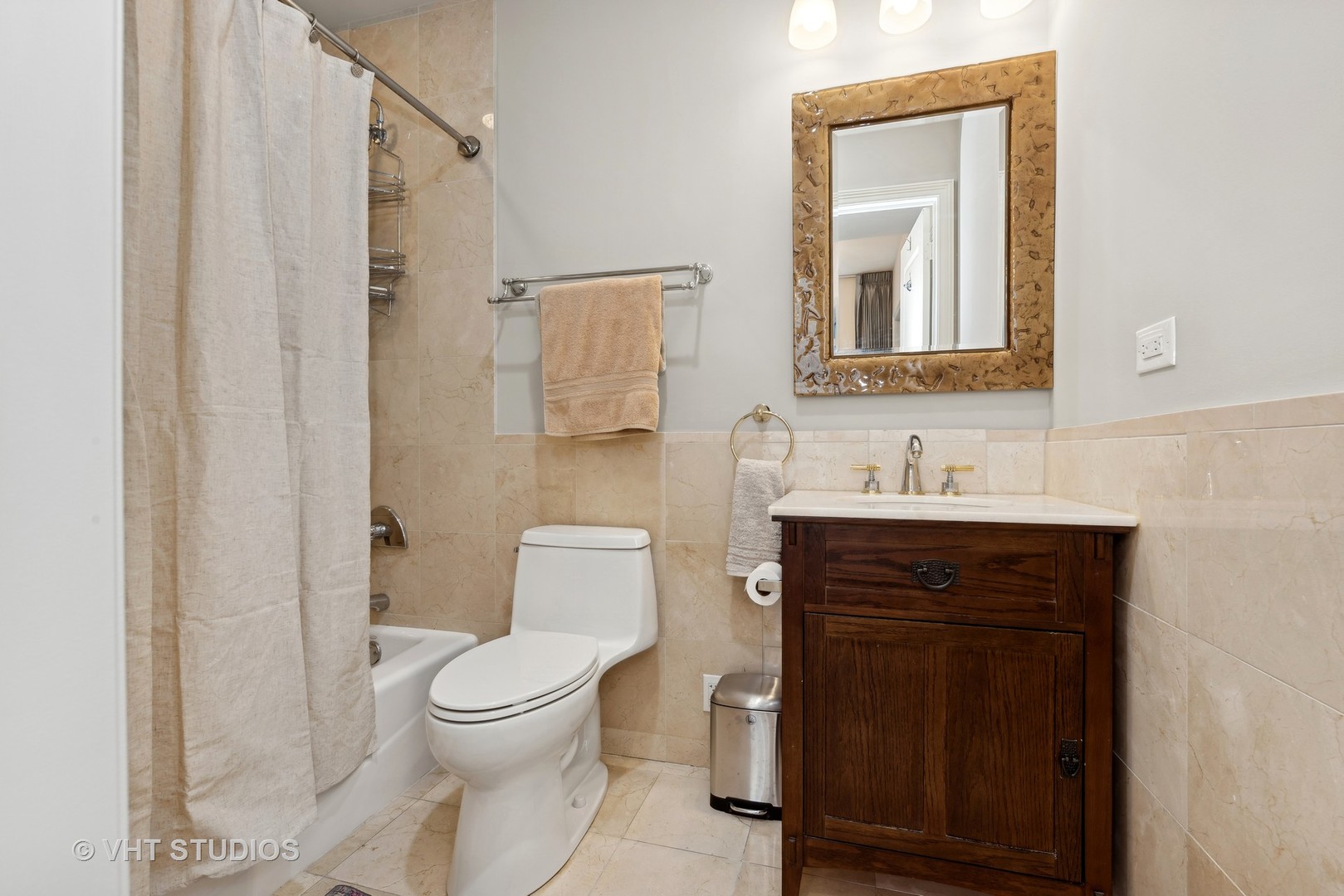 55 E Erie Street 1804 Property Photo 12