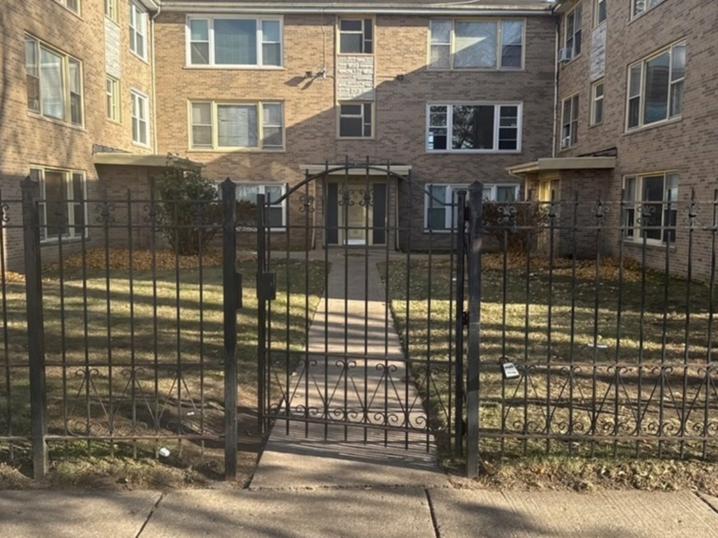 7911 S Ellis Avenue 3 Property Photo 25