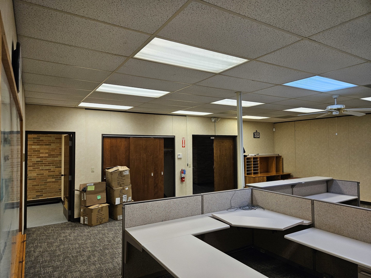 100 Manhattan Rd Property Photo 8