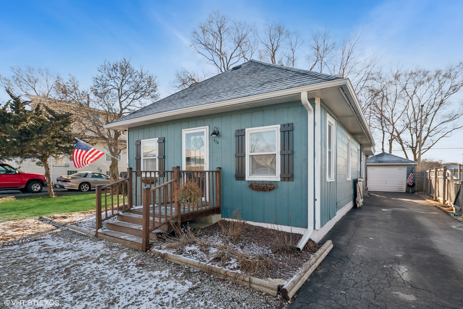 114 Frances Street Property Photo 2