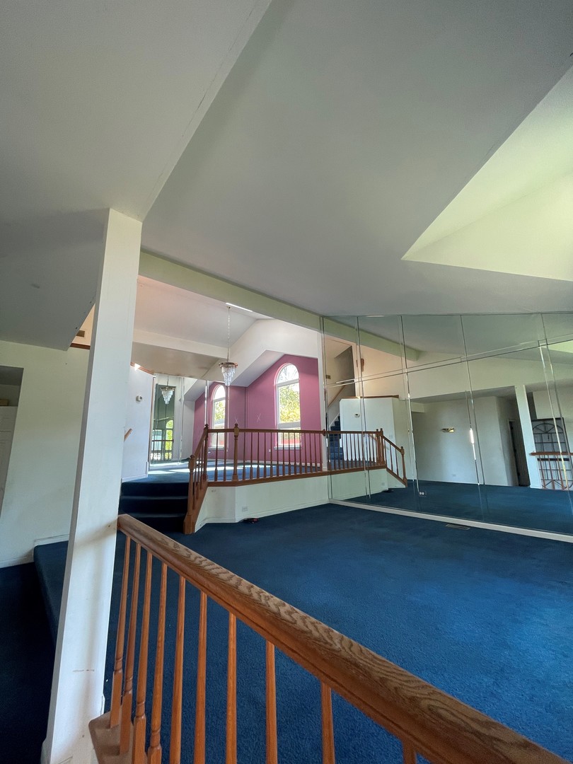 17617 Central Park Avenue Property Photo 11