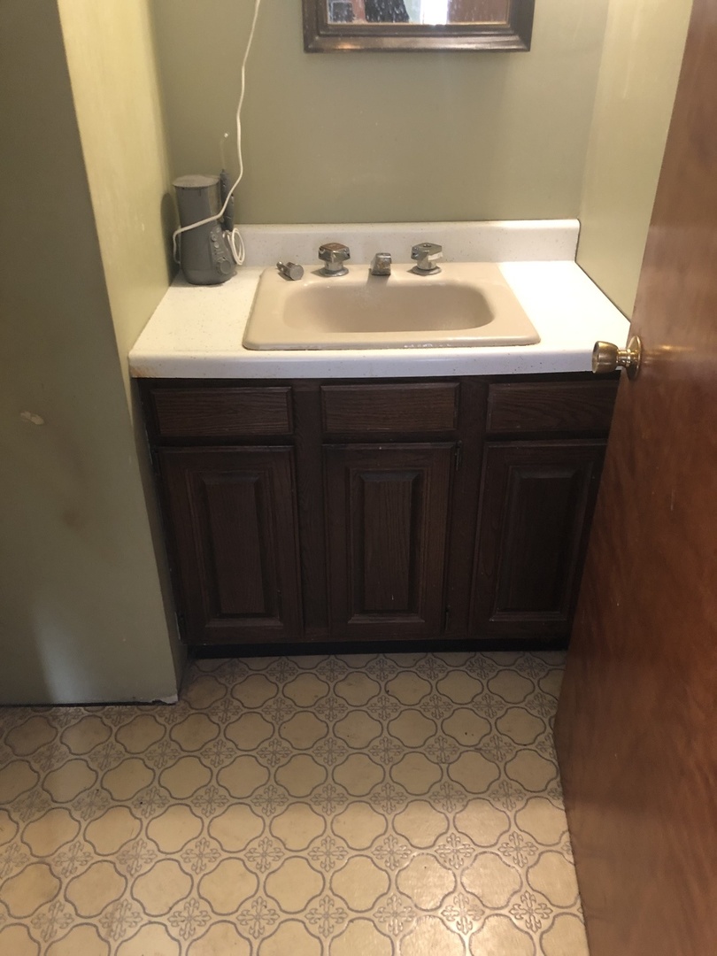 607 N Main Street Property Photo 29