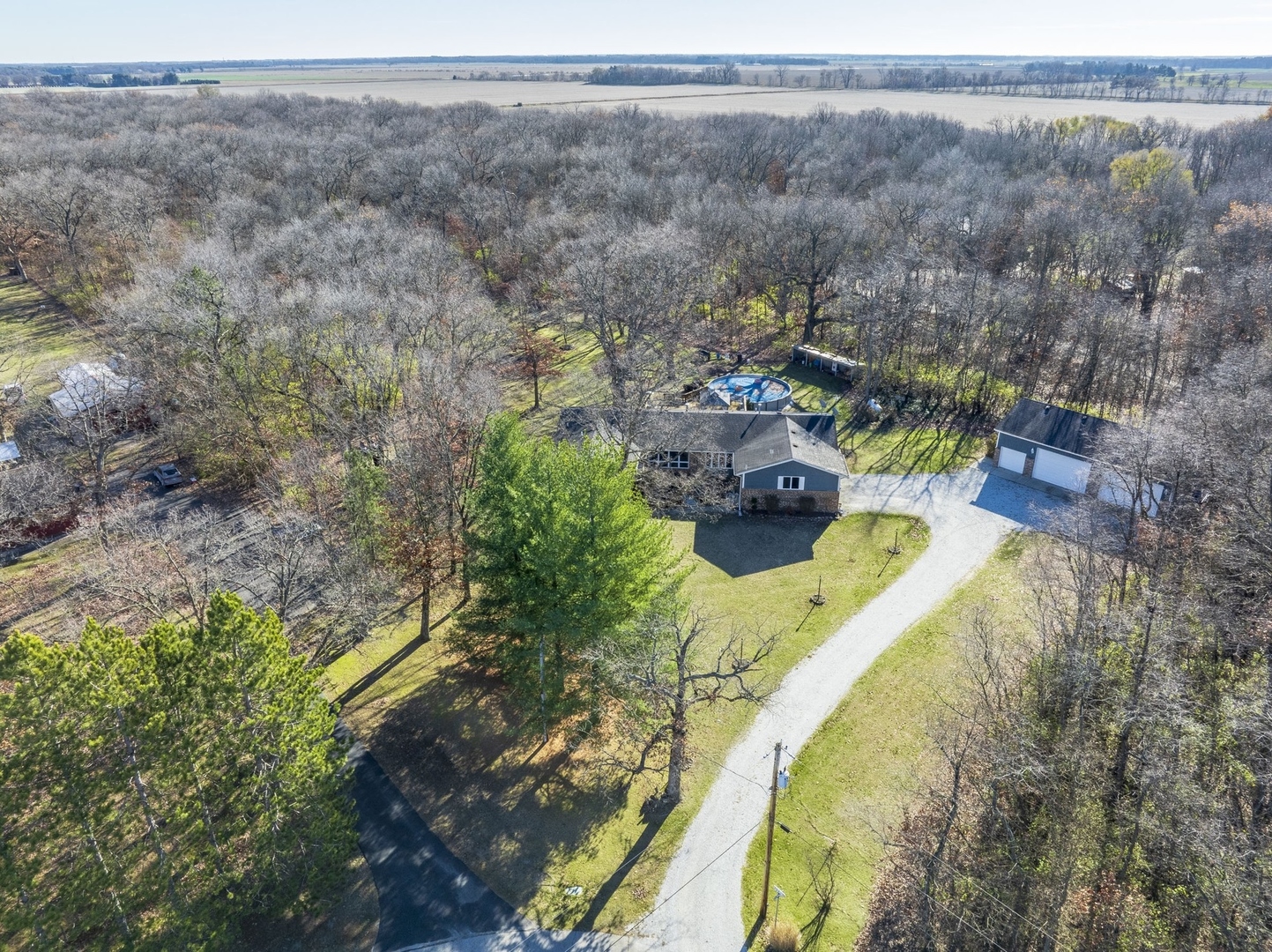 46349 Real Estate Listings Main Image