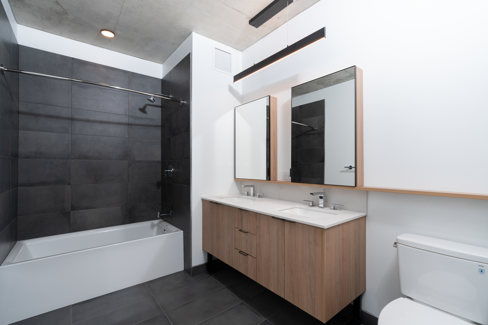 234 W Polk Street 3708 Property Photo 10