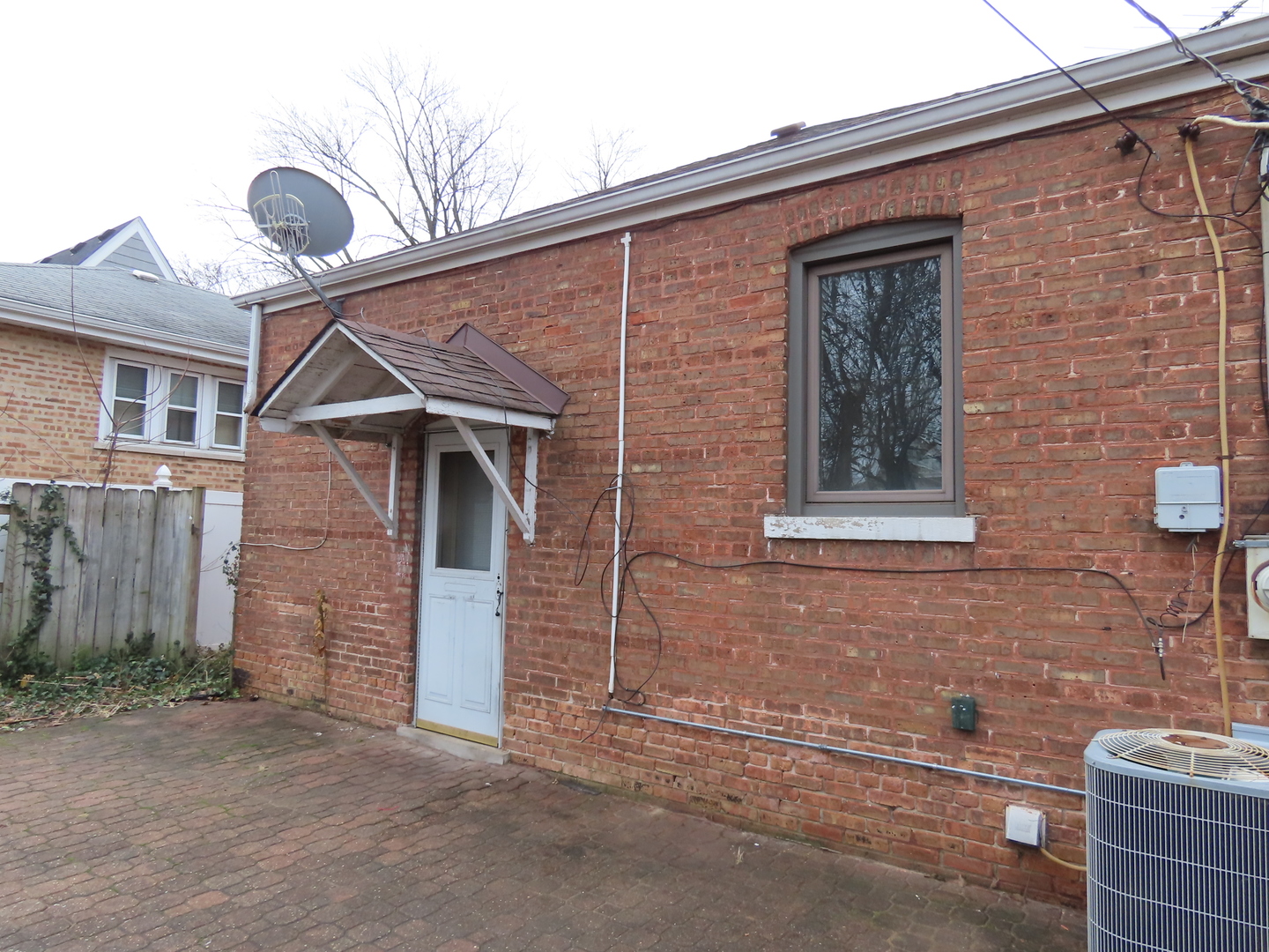 5127 S Parkside Avenue Property Photo 2