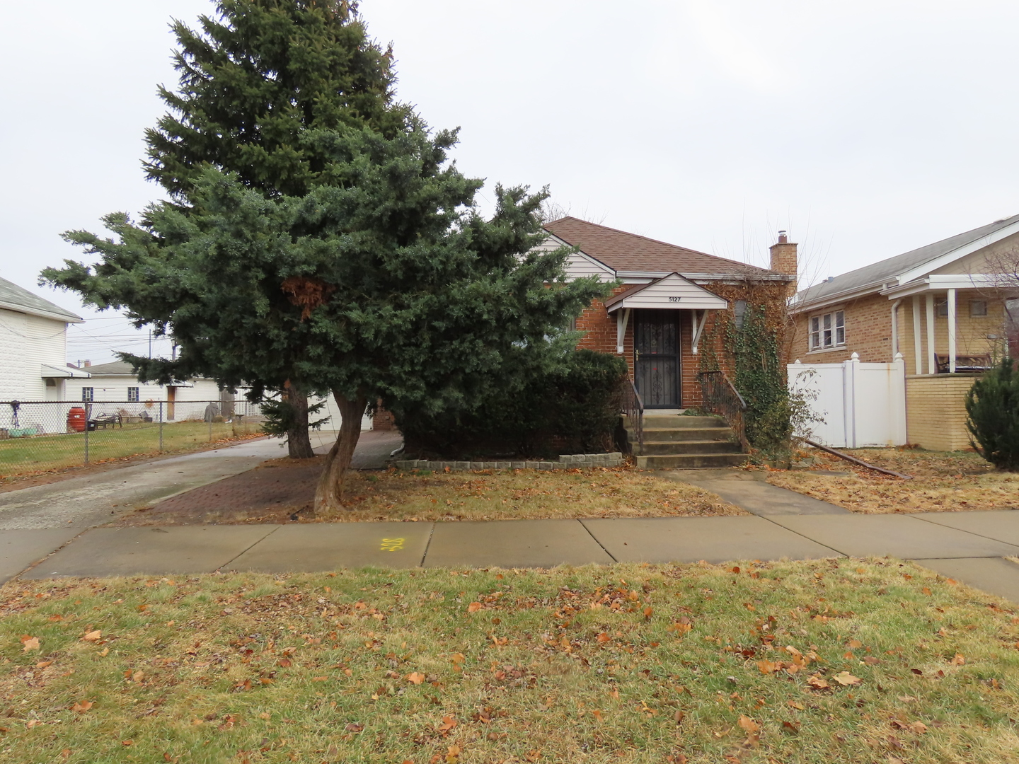 5127 S Parkside Avenue Property Photo 3