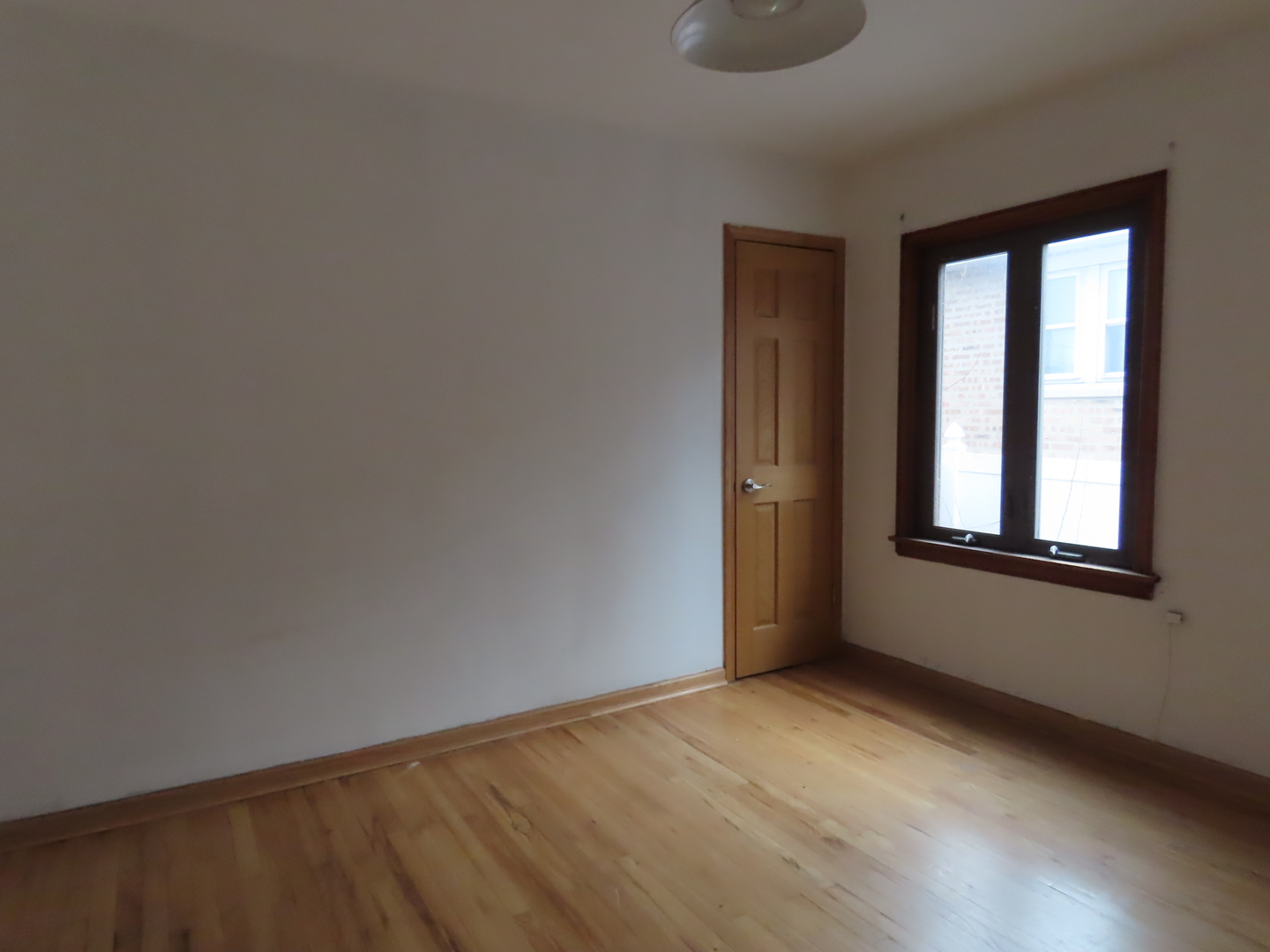 5127 S Parkside Avenue Property Photo 6