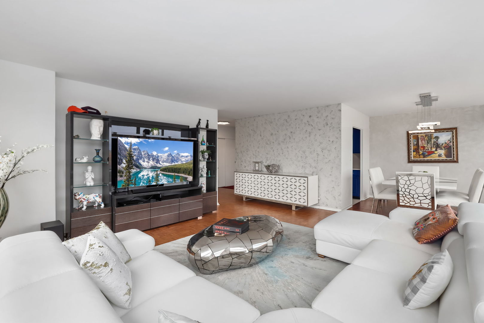3900 N Lake Shore Drive 4a Property Photo 4