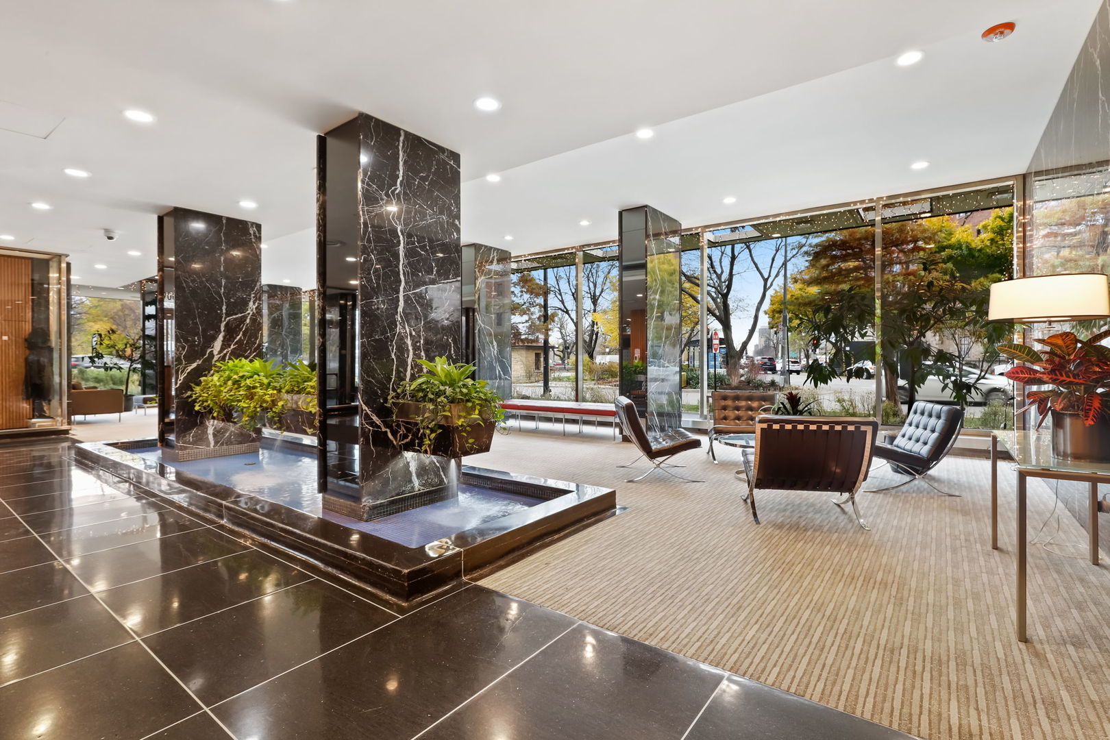 3900 N Lake Shore Drive 4a Property Photo 13