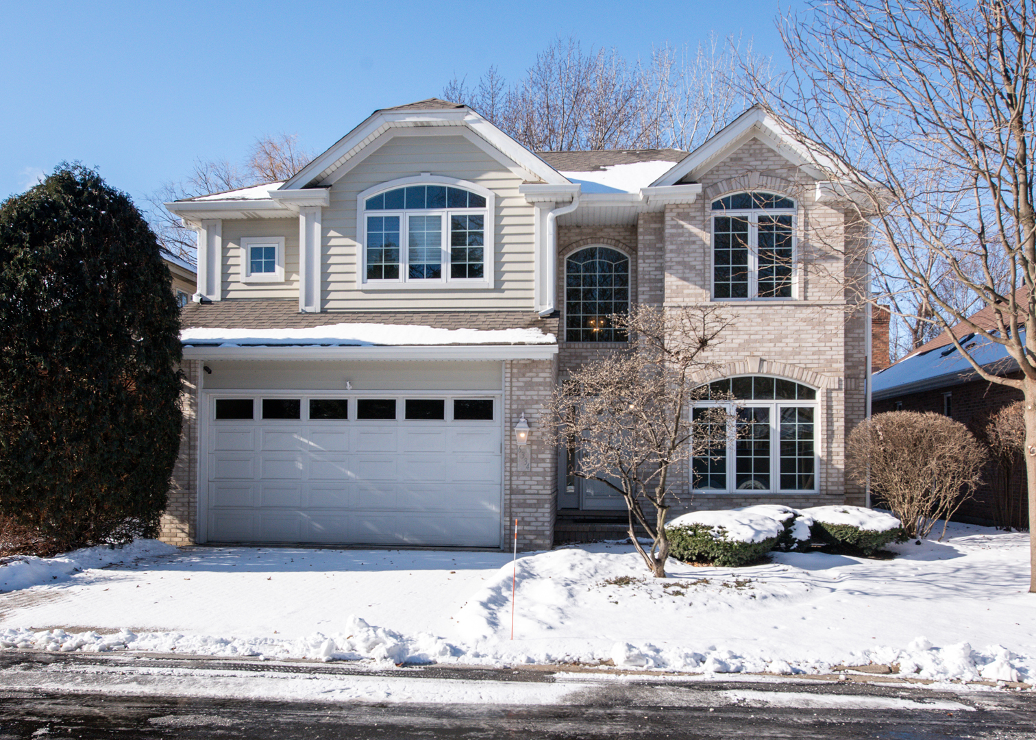 Breton Lakes Real Estate Listings Main Image