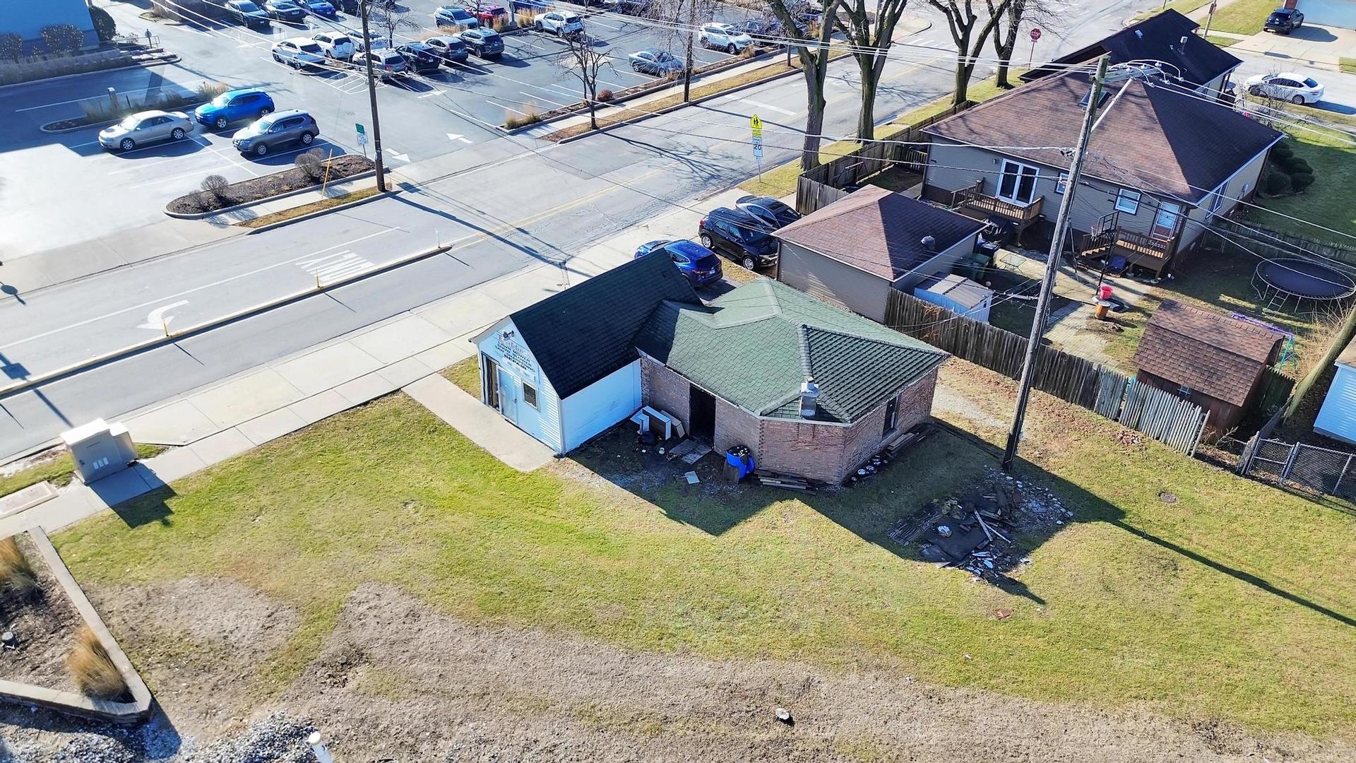 3200 W 94th Street Property Photo 2