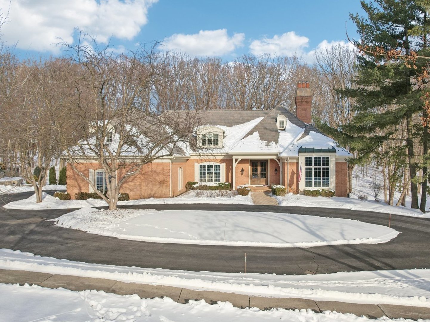 629 Fox Glen Drive Property Photo