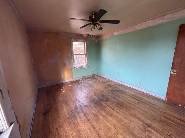 10606 S Vernon Avenue Property Photo 13