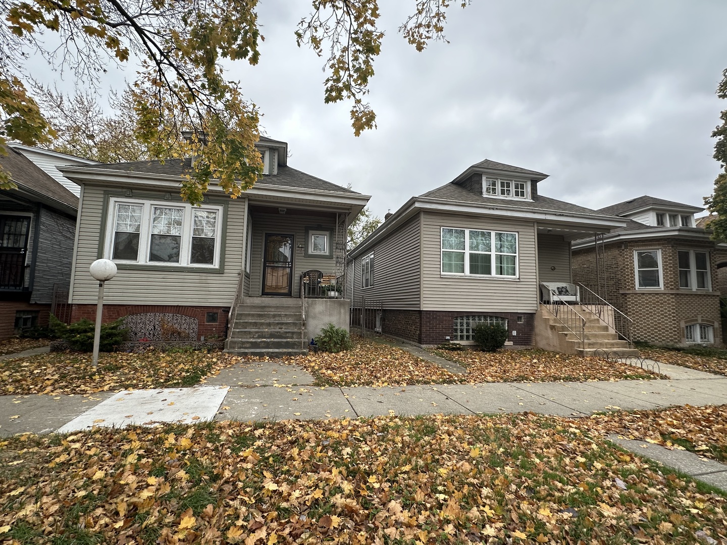 8442 S Essex Avenue Property Photo 2
