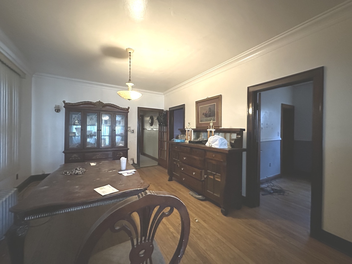 8442 S Essex Avenue Property Photo 4