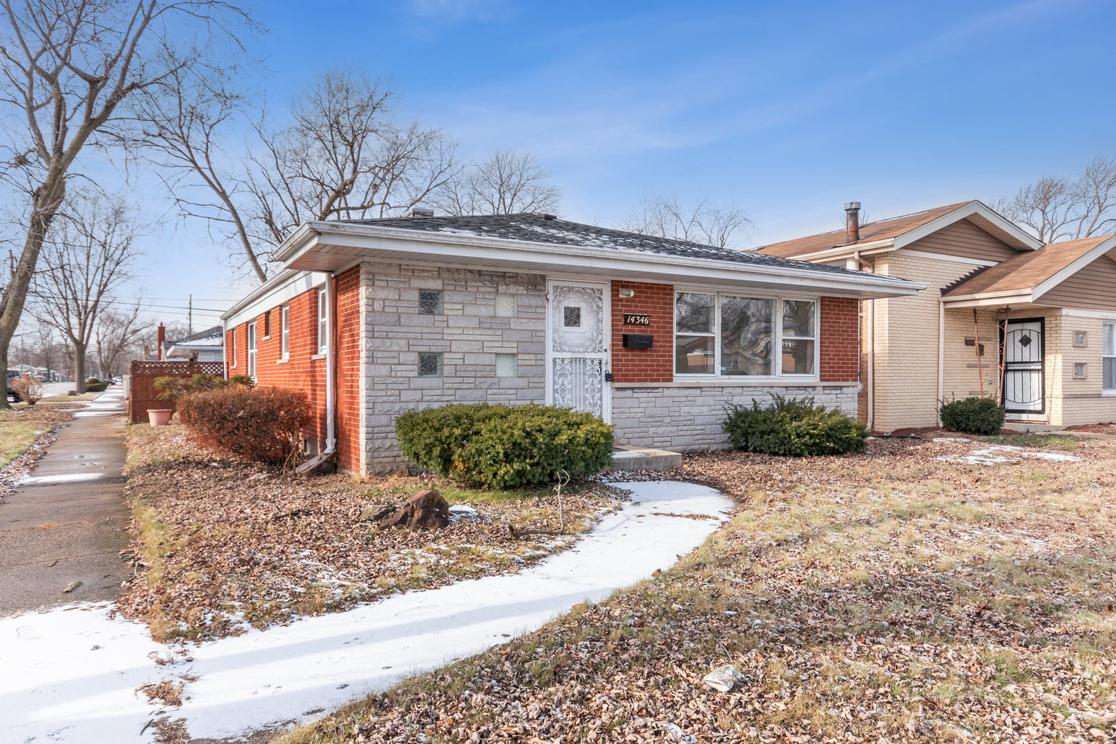 14346 S Kenwood Avenue Property Photo