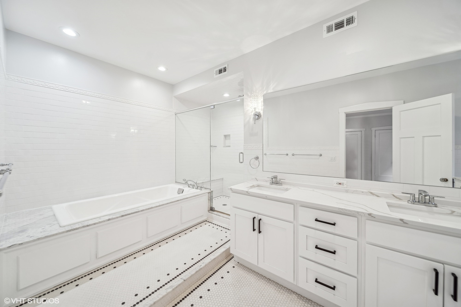 5816 S Blackstone Avenue 2 Property Photo 16