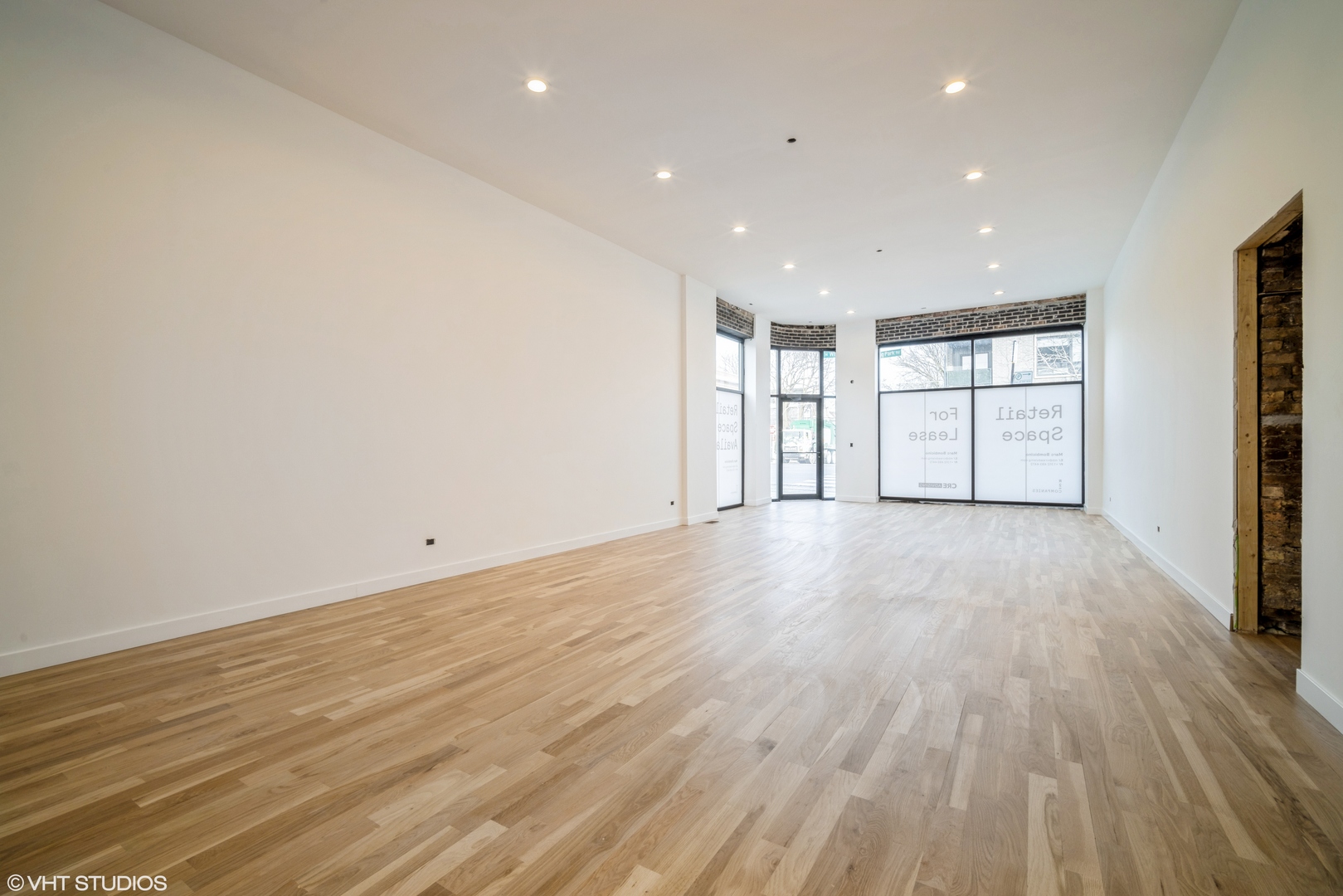 3025 W Irving Park Rd Property Photo 6