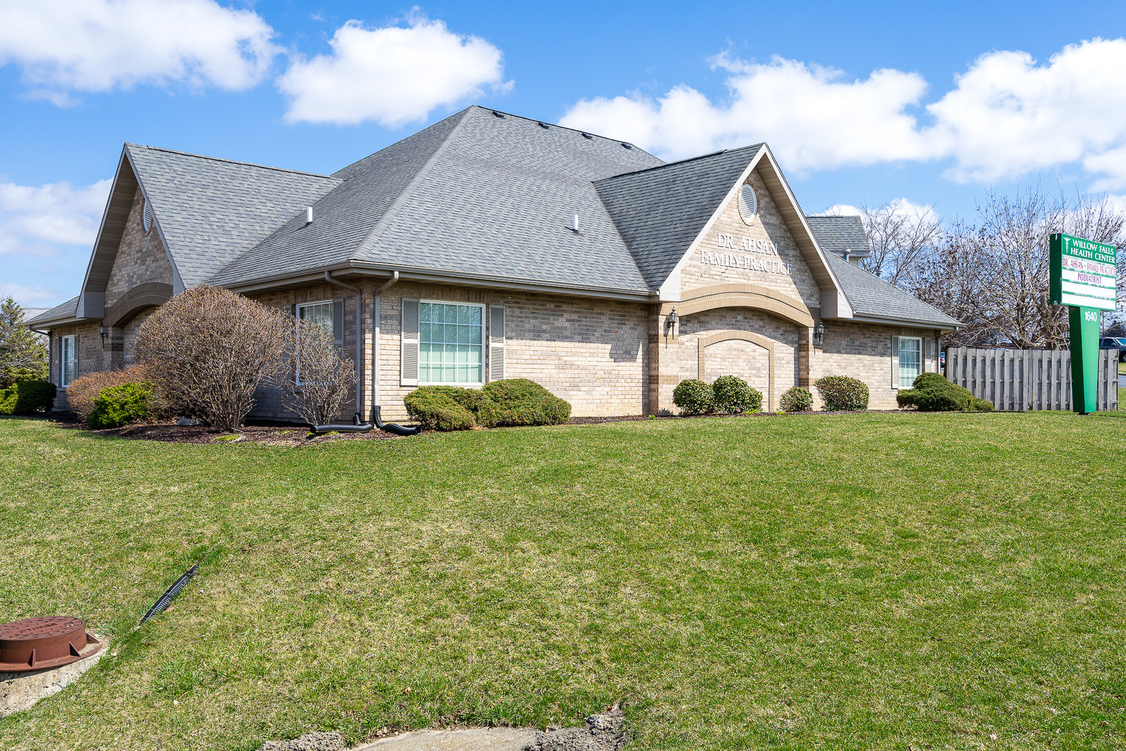 1640 Willow Circle Dr Property Photo 18